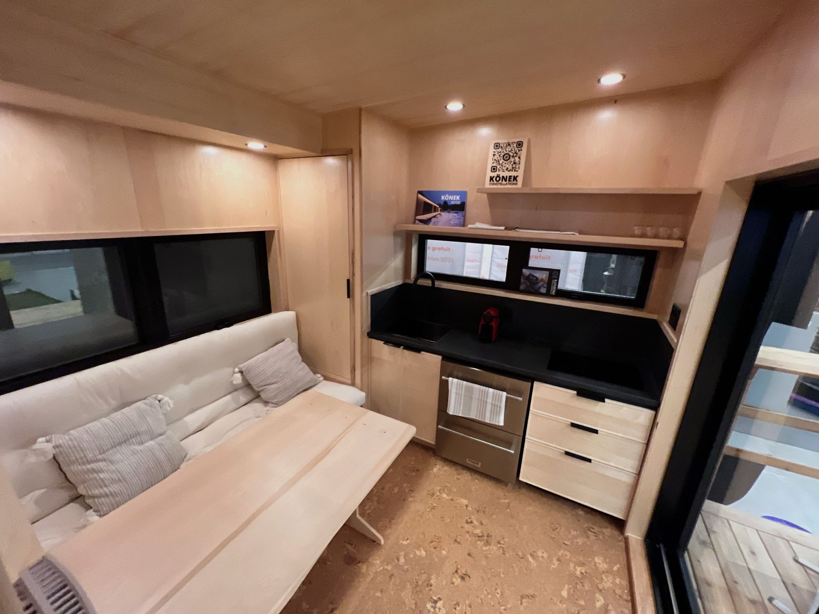 konek-signature-artcan-slide-2-1