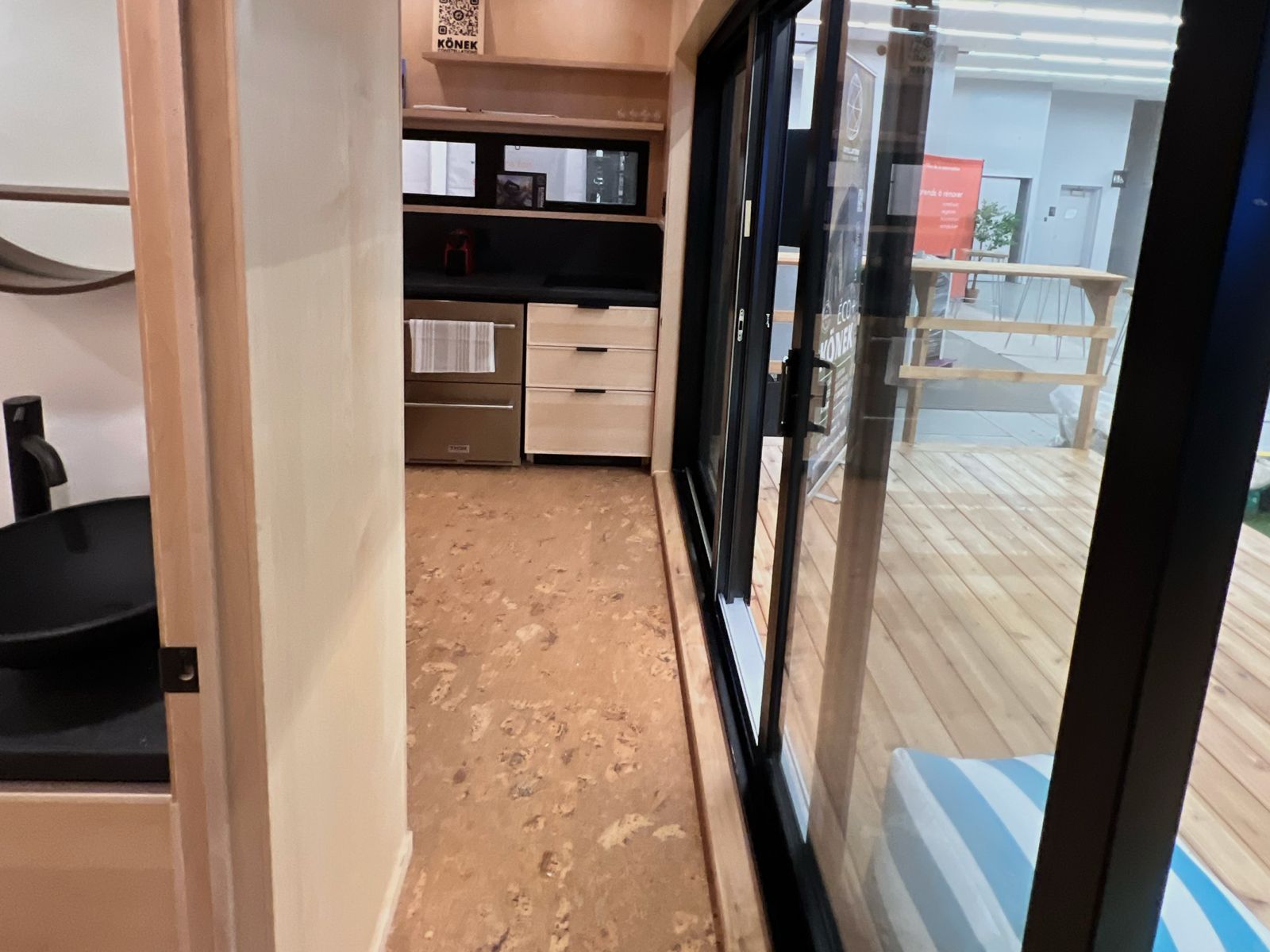 konek-signature-artcan-slide-2-3